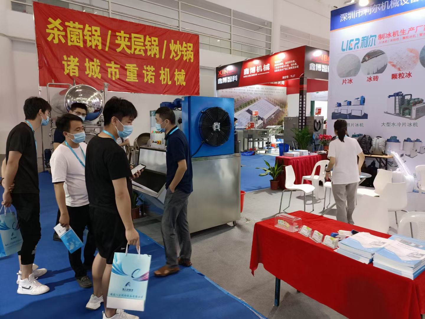 F338913D439FD9507BBBA1720A7EED5C